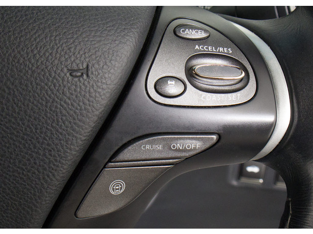 �C���e���W�F���g�N���[�Y�R���g���[���~���g���[�_�[�ƒP��J�����Ő�s�Ԃ�F�����A�ԑ��ɉ������Ԋԋ�����ۂ��Ȃ���Ǐ]���s���x�����܂��B