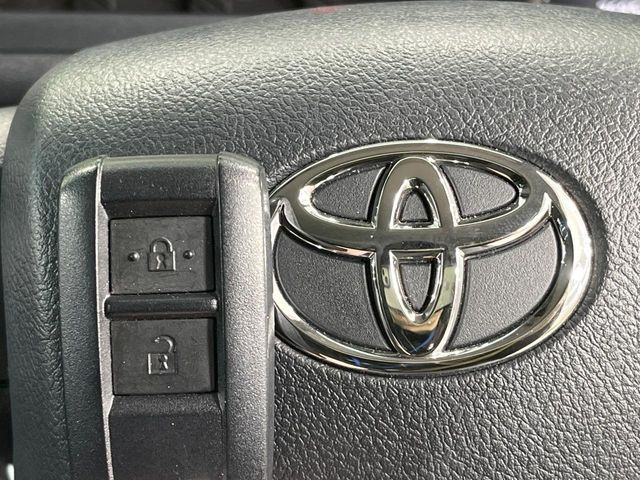 �y�C���e���W�F���g�L�[�z�J�o����|�P�b�g�ɓ��ꂽ�܂܂ł��h�A�̎{���E�������\�ȃX�}�[�g�L�[�𑕔��B�G���W���̃I���E�I�t�����J�M�����o���K�v����������Ƃ��Ă��֗��ł���