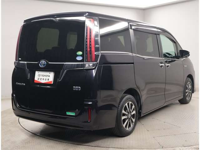 エスクァイアハイブリッド1.8 Gi