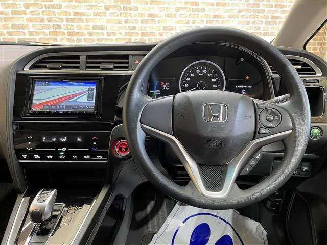 シャトル1.5 ハイブリッド ホンダセンシング