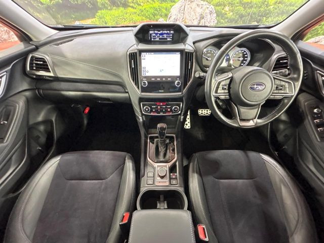 フォレスター1.8 スポーツ 4WD