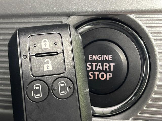 �y�L�[���X�X�^�[�g�V�X�e���z�J�o����|�P�b�g�ɓ��ꂽ�܂܂ł��h�A�̎{���E�������\�ȃX�}�[�g�L�[�𑕔��B�G���W���̃I���E�I�t�����J�M�����o���K�v����������Ƃ��Ă��֗��ł���