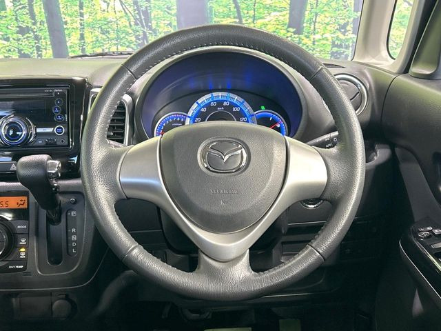 �y�����v�����X�e�A�����O�z�㎿�Ȋv���g�p���邱�ƂŁA��ɂ����������݂ƂĂ��^�]���₷���n���h���ł���