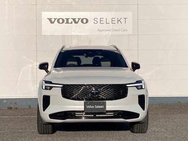 XC90ウルトラ T8 AWD プラグイン ハイブリッド 4WD