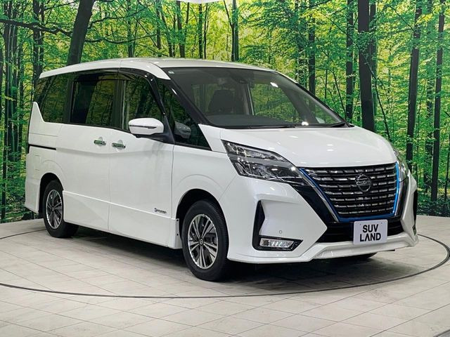 高透明度のガラス皮膜で撥水はもちろん、上質なツヤ・光沢を実現。紫外線や酸性雨から大切な愛車を保護し、色あせ・劣化を防止。「弾スプラッシュコート」、「弾プリミッサコート」からお選びいただけます。