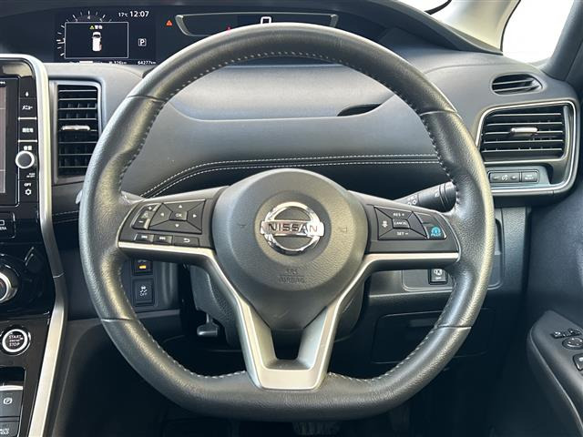 セレナ2.0 ハイウェイスター Vセレクション