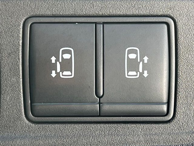 �y�����p���[�X���C�h�h�A�z�X�}�[�g�L�[��^�]�Ȃ̃X�C�b�`�Ō�ȗ����X���C�h�h�A�̊J���\���d��������͂����ăh�A���J����K�v�������A�����Ȃ��q�l�ł��ȒP�ɊJ���߂ł����K�ł���