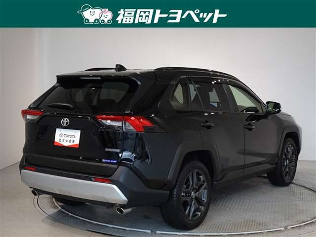 RAV42.0 アドベンチャー 4WD
