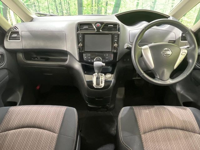 セレナ2.0 ハイウェイスター S-HYBRID