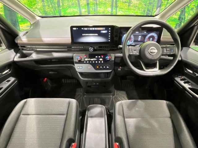 セレナ1.4 e-POWER ハイウェイスターV