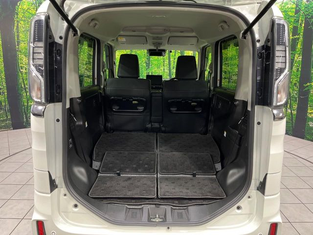 ���i�̂���������ʋ΁A���}���ɏ\���ȉ׎��X�y�[�X���m�ۂ��Ă���܂��B�Z�J���h�V�[�g��|���ƁA�傫�ȉו��̐ύڂ��\�ł���