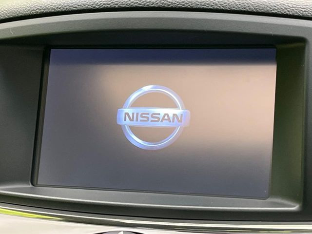 �y���[�J�[�����i�r�z�C���e���A�ɗn�����ރX�^�C���b�V���ȁu��p�݌v�v���[�J�[�i�r�𑕔��􎋔F���⑀�쐫�ȂǊ�{���\�ɂ��D��A���㎿�ȃJ�[���C�t�����y���݂��������܂��B