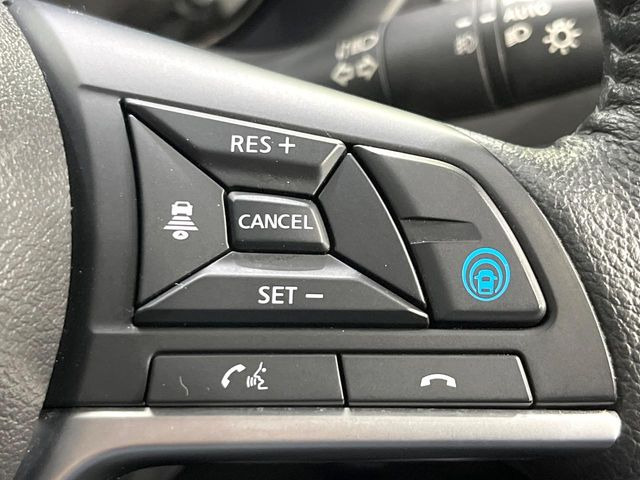 �y�v���p�C���b�g�z�������H�ł̒��������s���y��!!�a�؎��Ə��񑖍s�̃V�[���ŁA�A�N�Z���E�u���[�L�E�X�e�A�����O�������Ő��䂵�A�������^�]�̕��S���y�����Ă���܂���