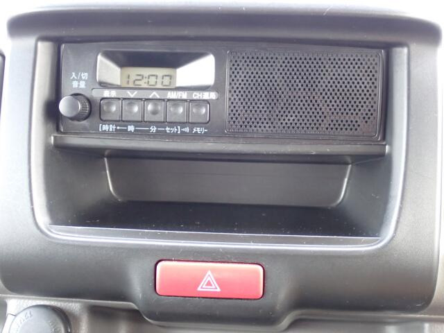 ���W�I���t���Ă܂��B