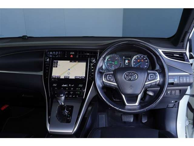 ハリアー2.5 ハイブリッド E-Four プログレス メタル アンド レザーパッケージ 4WD