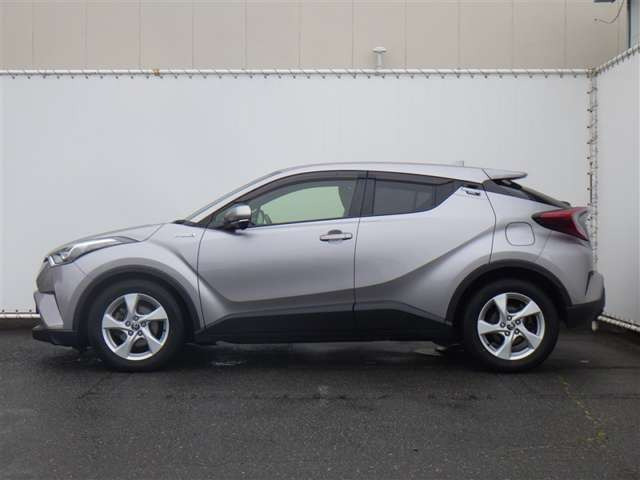 C-HRハイブリッド 1.8 S