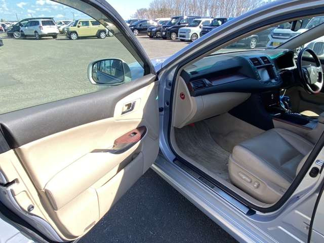 ���X�̓A�t�^�[�t�H���[���[�����Ă���܂��B�[�Ԍ�̐����E�_���E�C���E�Ԍ��E���E�J�X�^���Ȃǂ����C����������!