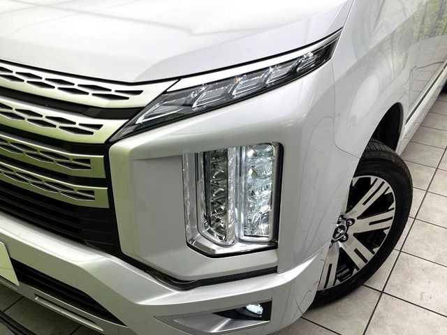 �yLED�w�b�h���C�g�z���V����ԑ��s�����ǍD�Ȏ��E���m�ۂ����S���ĉ^�]�ł��鍂�P�xLED�w�b�h���C�g�𑕔�!�_�����x�������A����d�͂��}�����Ă��܂��B