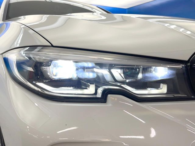 ��LED�w�b�h���C�g:��ԑ��s�����ǍD�Ȏ��E���m�ۂ����S���ĉ^�]�ł��鍂�P�xLED�w�b�h���C�g�𑕔�!�_�����x�������A����d�͂��}�����Ă��܂��B