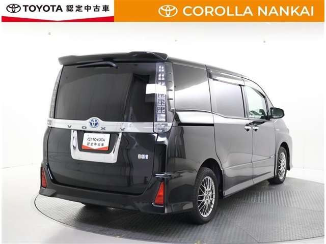 ヴォクシー1.8 ハイブリッド ZS 煌II