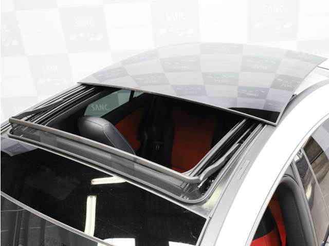 CLAクラスCLA250 4マチック AMGライン 4WD