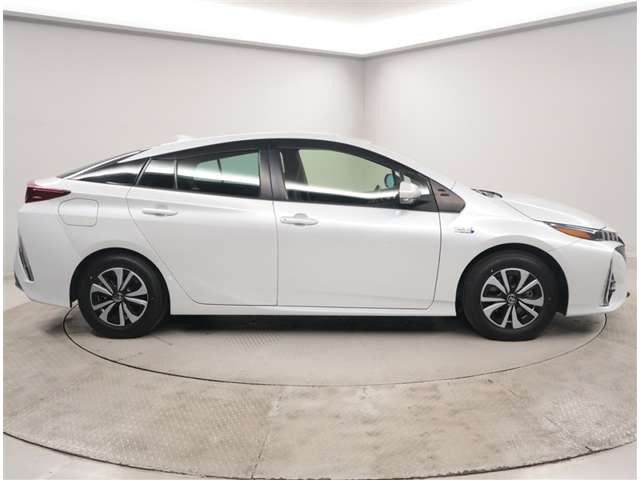 プリウスPHV1.8 S セーフティパッケージ