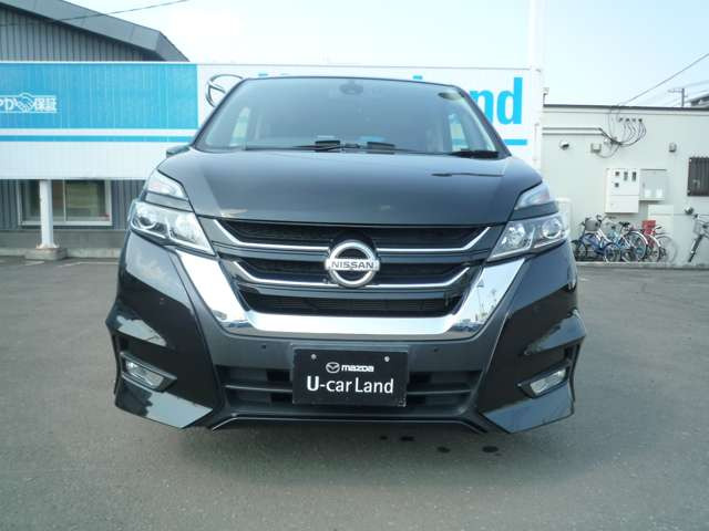 セレナ2.0 ハイウェイスター Vセレクション 4WD