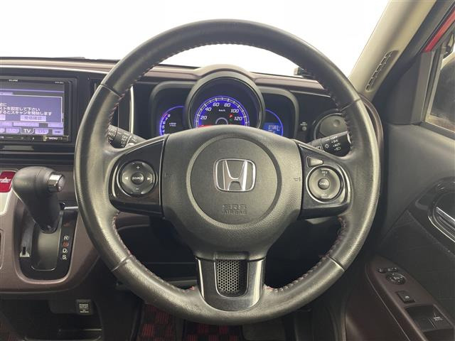 N-ONEプレミアム ツアラー Lパッケージ