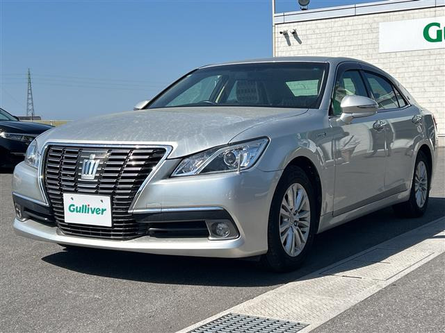 クラウンハイブリッド 2.5 ロイヤルサルーン