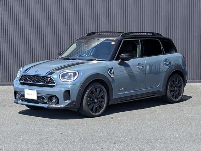 ミニクロスオーバークーパー SD オール4 4WD