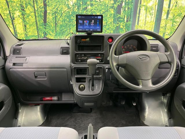 �O���[�v���݌ɐ���30,000��!!�S���̌n��X���烁�[�J�[�E�Ԏ��킸���Љ�o����̂ŁA���Ȃ��Ƀs�b�^���̂��Ԃ�������͂��ł���܂��͂��₢���킹��������