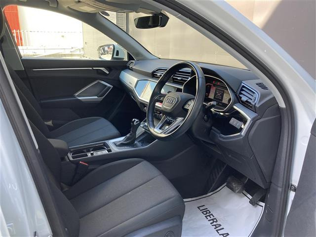 Q335 TDI クワトロ アドバンスド ディーゼル 4WD