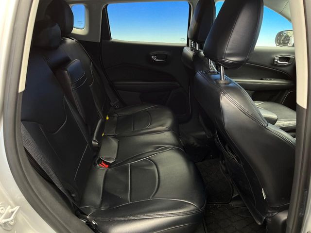 ���㕔���Ȃ��C�ɂȂ�悤�ȃL�Y�E�����ւ��蓙�A�傫�ȃ_���[�W�͂Ȃ��A�ǍD�ȏ�Ԃł��B