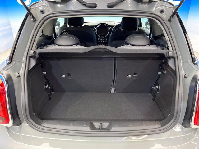 ���g�����N���[��:����L������e�X�y�[�X!���ꂾ���̍L��������΂��������⃌�W���[�Ȃǂɂ��œK�ł�!�g�p�������Ȃ����ꂢ�ȏ�Ԃ��ێ����Ă���܂��B