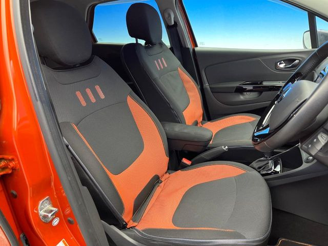 ●シートの使用感:破れ・へたりも少なく、ご覧の通りきれいな状態を維持しております。また、室内クリーニング・コーティングもご用命いただけます。