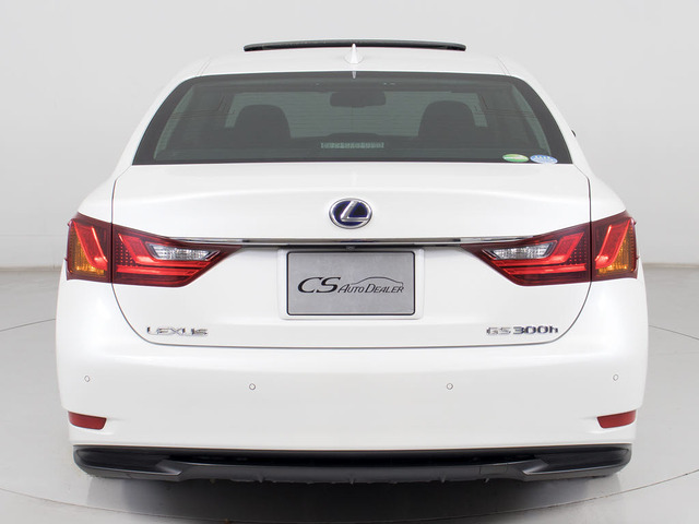 クリアランスソナーが付いています!フロント&リアにセンサーがあり、障害物に近づくと警告音が鳴りドライバーへお知らせ!すごく便利な人気装備です!!