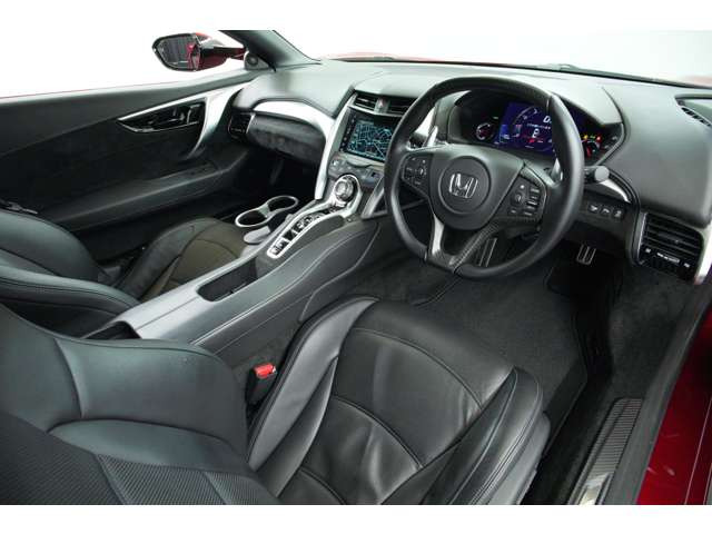 ���ʂ̂Ȃ��C���e���A�͑�����y���߂�d�l�ɂȂ��Ă��܂��B