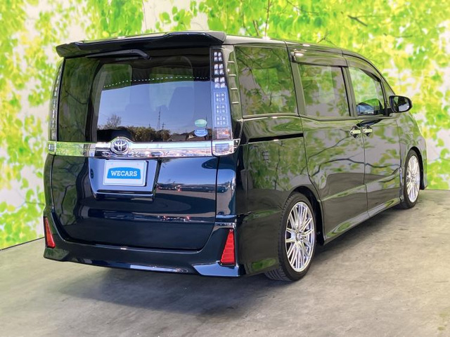 ヴォクシー2.0 ZS 煌