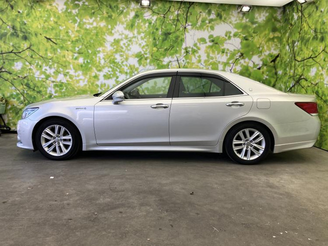 クラウンアスリートハイブリッド 2.5 S