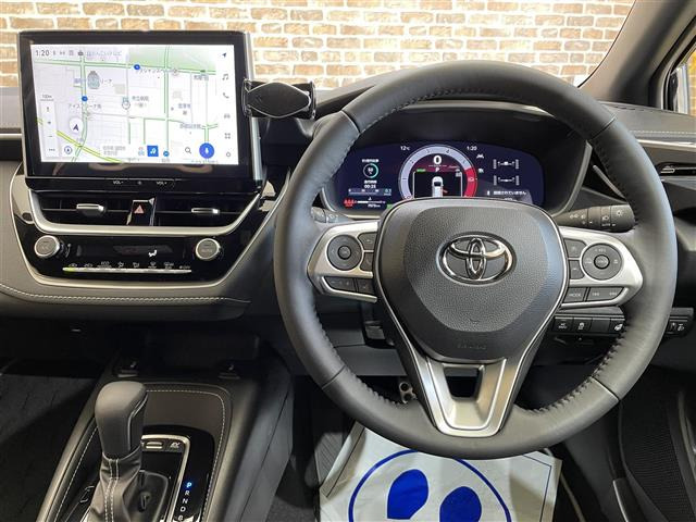 カローラツーリング1.8 ハイブリッド アクティブ スポーツ E-Four 4WD