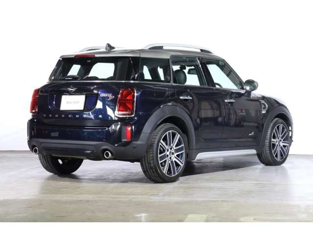 ミニクロスオーバークーパー SD オール4 プレミアム プラスパッケージ 4WD