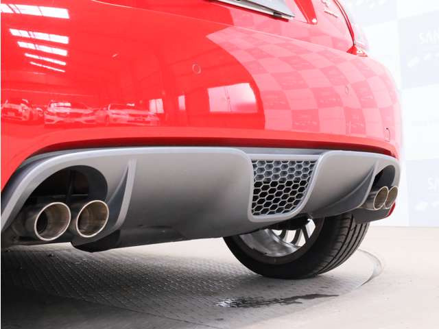 アバルト595ツーリズモ