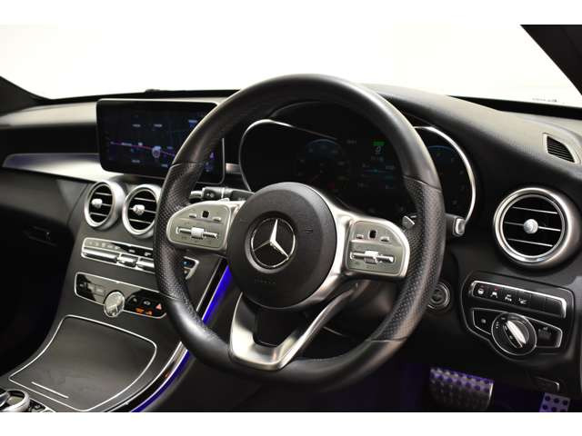 CクラスC200 4マチック アバンギャルド AMGライン 4WD