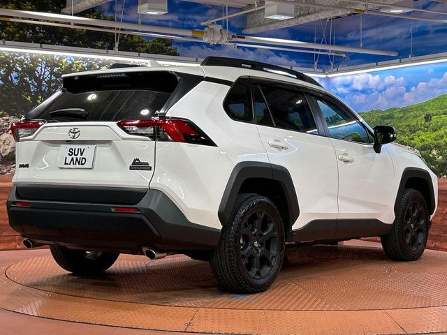 ☆全国のネクステージからお取り寄せが可能※!遠方の店舗に展示してあるクルマが気になる場合も、最寄りの店舗でご覧いただくことが可能です!是非私たちに要望をお聞かせください!※別途費用