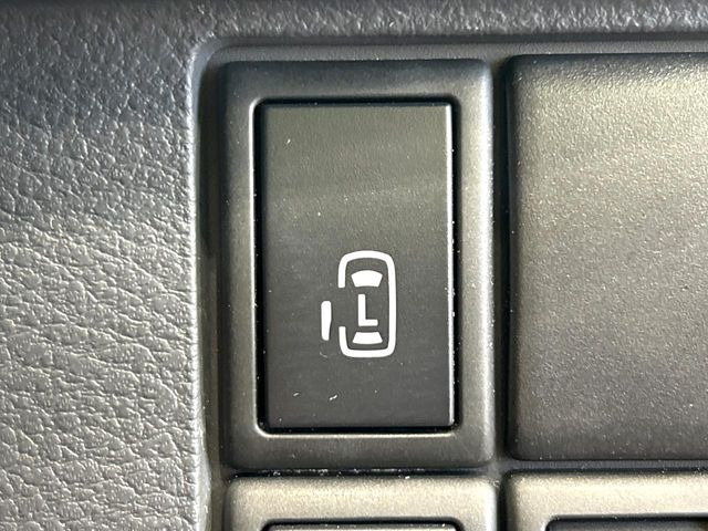 �y�p���[�X���C�h�h�A�z�X�}�[�g�L�[��^�]�Ȃ̃X�C�b�`�ŃX���C�h�h�A�̊J���\���d��������͂����ăh�A���J����K�v�������A���������q�l�ł��A�d���ו��������Ă��鎞�����N�ɊJ���߂ł��܂���