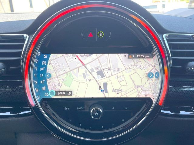 �������i�r:��̊��̂���i�r�́A����������ԓ������o���Ă���܂��B�I�[�f�B�I�@�\���[�����Ă���܂��̂ŁA�^�]�����y���߂܂���