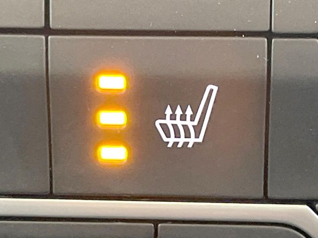 ���t�����g�V�[�g�q�[�e�B���O:�^�]�ȁE����ȋ��ɎO�i�K�Œ��߂��\�ȃV�[�g�q�[�^�[�𑕔����Ă���܂��B�G�߂��킸���K�ɂ��g�p���������܂��B