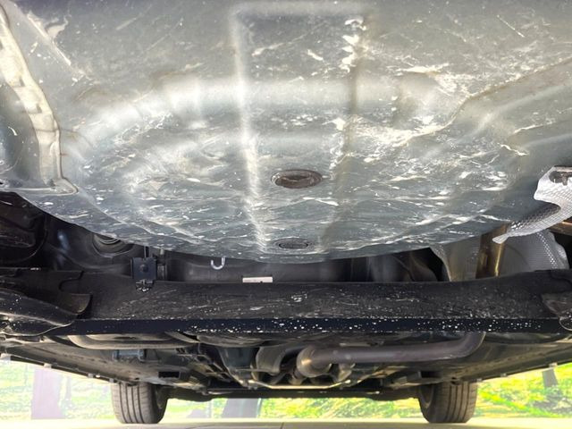 下回りがきれいなうちに、防錆加工の施工がオススメ。降雪地域はもちろん、沿岸部にお住いの方や、趣味でマリン・ウィンタースポーツをされる方にご好評いただいております。