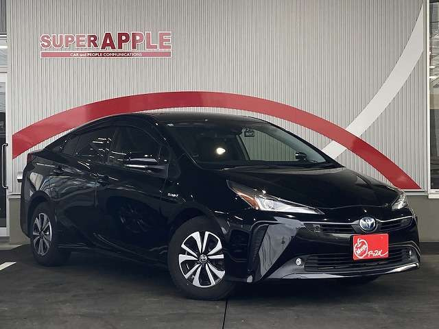 プリウス1.8 S E-Four 4WD