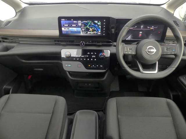 セレナ1.4 e-POWER ハイウェイスターV